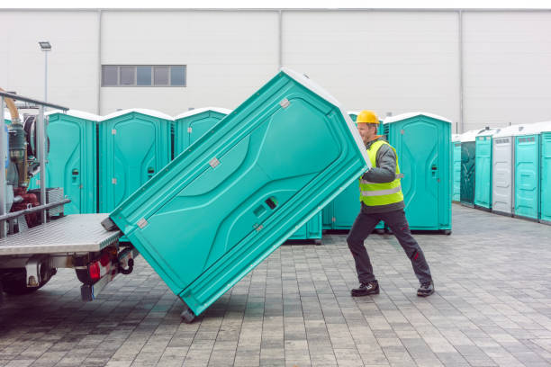 Best Luxury portable toilet rental  in Eustis, FL